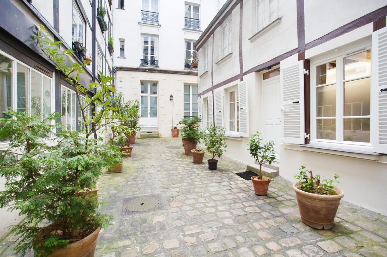 Apartment Le Marais By Studio Prestige Paris Luaran gambar