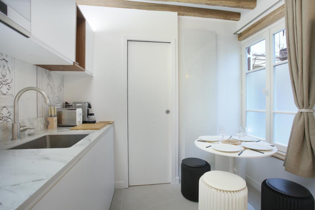 Apartment Le Marais By Studio Prestige Paris Luaran gambar