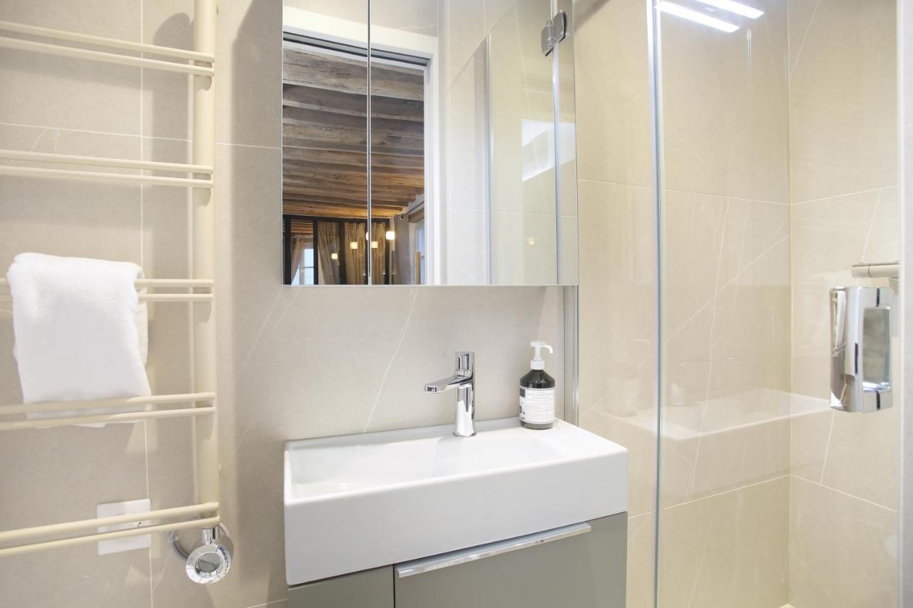 Apartment Le Marais By Studio Prestige Paris Luaran gambar